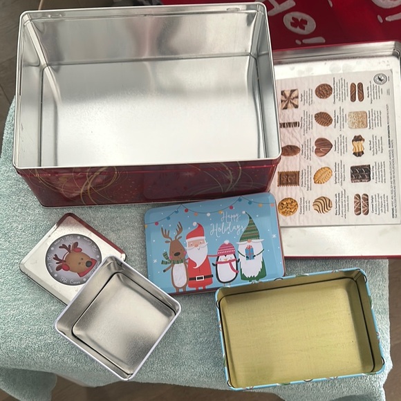 Festive Holiday Tin Set - Red, Silver, Blue - Picture 3 of 16